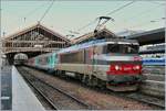 Die BB 22347 mit einem Aqualys nach Paris Gare d'Austerlitz.