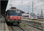 Die BB 25606 mit dem TER 830124 nach Saverne (ab 15:55) in Strasbourg auf Gleis 32.