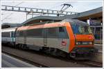 Die SNCF  Sybic  BB 26168 (NVR Nummer 91 87 0026 168-1 F-SNCF) steht am 16.06.2013 im Bahnhof Luxemburg Stadt mit dem TNC 4249 / TNC 4251 Luxemburg- Avignon - Nizza / Port Bou zur Abfahrt bereit.