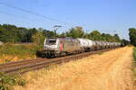 Deutschland 
Lok 37020 von RRI zieht einem Kesselzug in Kaarst Broicherseite.
28/7/2026