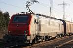 E37 531 zieht am 28.1.11 einen Papierzug durch Ratingen  