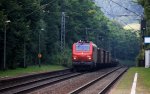 CB Rail/Prima E37 520 kommt mit einem kurzen leeren Stahlzug von Dsseldorf-Rath nach Bous(an der Saar) aus Richtung Koblenz und fhrt in Richtung Trier-Ehrang.
Aufgenommen in Sehlem bei einem Sommerabend am 25.7.2012.