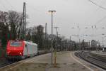 CBR/TWE E37 517 am 17.2.14 beim Halt in Neuss Hbf.
