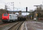 E37 520 der CB Rail mit Kesselwagenzug aus Richtung Süden kommend biegt in Eichenberg gen Osten ab. Aufgenommen am 22.03.2014.