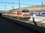 Lok 15008 verlsst mit EC 97  Iris  den Bahnhof von Luxemburg in Richtung Basel.