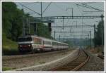 EuroCity 91 „Vauban“ von Brssel nach Basel gezogen von einer SNCF Lokomotive der Serie BB 15000 – 115052. Die Aufnahme entstand am 29.7.2006 zwischen Luxembourg und Berchem