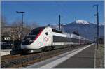 Grosskampftag bei der SNCF: Winterferien in Frankreich! Und so kommt auch TGV Verkehr auf die nur im Nahverkehr betrieben Strecken Annemasse - St-Gervais-les Bains-Le Fayet, wie der hier zu sehende