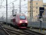 Wegen des beginnenden Wochenendverkehrs, fahren freitags abends viele Thalys mit offener Bugklappe im Bahnhof von Bruxelles Midi, weil sie meistens als Doppeleinheit eingesetzt werden.