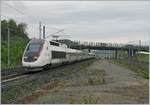 Der TGV Lyria 9206 (Rame 4418) verlässt den TGV Bahnhof Belfort Montbéliard in Richtung Paris Gare de Lyon.