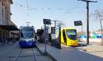 Mülhausen im Elsaß_Gare Centrale_27-03-2022_TramTrain [Siemens Avanto] von Thann verkehrt hier gemeinschaftlich mit der Mülhauser Straßenbahn.