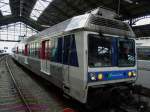 Der SNCF Z6455 in der Bahnhofshalle von Paris- St.Lazare.