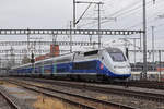 TGV 4727 durchfährt den Bahnhof Muttenz. Die Aufnahme stammt vom 26.10.2018.
