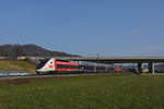 TGV Lyria 4730 fährt Richtung Bahnhof Sissach.
