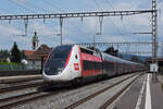 TGV Lyria 4722 durchfährt den Bahnhof Rupperswil. Die Aufnahme stammt vom 17.07.2021.
