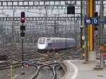 SNCF - TGV 4707 bei der einfahrt im Hauptbahnhof Zrich am 04.12.2012