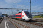 TGV Lyria 4730 durchfährt den Bahnhof Rupperswil.