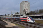 TGV Lyria 4730 fährt Richtung Bahnhof Muttenz.