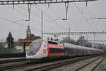 TGV Lyria 4718 durchfährt am 26.01.2023 den Bahnhof Rupperswil.