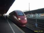Hier zu sehen, ein Thalys, der gerade in Kln-Deutz fr die Fahrt nach Paris-Nord (ber Kln Hbf., Lige, Bruxelles-Midi) bereitgestellt wird!
