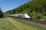 TGV POS 4409 nähert sich am 05.05.2016 Tecknau.