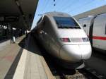 Ein TGV2803 (Weltrekordzug) als Ersatzzug von ICE9555 von Paris Est nach Frankfurt(Main)Hbf.Am 15.07.08 beim Halt in Mannheim Hbf.