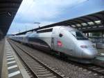 TGV 4402 steht am 20.05.2011 in Kaiserslautern Hbf zur weiterfahrt  nach Paris Est