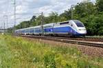 TGV 4703  bei Graben - Neudorf  18.07.12