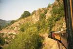 Immer an der Wand lang II: mit der Chemin de Fer du Vivarais (CFV) auf der zwischenzeitlich stillgelegten Strecke von Lamastre nach Tournon-sur-Rhne im Tal des Doux (25.09.2003)