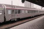 INOX Barwagen (ehemalige TEE-Wagen) in ein Euro-City von Amsterdam nach Paris-Nord fotografiert in Brussel-Zuid am 20-08-1994.