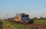 Wilwisheim : BB 22259 mit eine Doppletkomposition von RRR wendezüge als TER 830140 Strassburg - Zabern