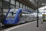 Dieseltriebzug x72565 der SNCF im Bahnhof Tours am 5.