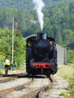 Frankreich, Languedoc, Gard,  Train à vapeur des Cévennes  von Anduze nach Saint-Jean-du-Gard. Die 48 Tonnen schwere Lok ist seit 2008 bei dieser Museumsbahn.Diese Henschel 040T 25724 mit 800 PS und maximaler Geschwindigkeit von 40 km/h wurde 1949 in Deutschland gebaut. Die Lok wird jetzt in Saint-Jean-du Gard abgestellt. 07.08.2014 http://www.trainavapeur.com/