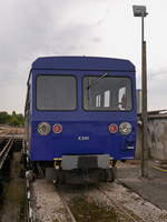 SNCF-X241 Dieseltriebzug aus der Baureihe X240, von der zwei Stück für die Meterspurstrecke der Chemin de fer du Blanc-Argent gebaut wurden.