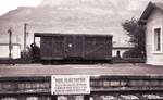 Mont-Blanc-Express__Die Ahnen. Gedeckter G-Wagen, abgestellt im Bf St-Gervais-le-Fayet.__12-09-1976 