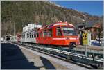 Der TMR BDeh 4/8 22 erreicht als TER 18914 von Vallorcine nach Saint-Gervais-Bains den Bahnhof von Montroc-Le-Planet.
