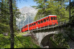 Chemin de fer du Montenvers am 27. August 2020<br>
Bhe 4/4 43 mit Vorstellwagen 53 auf dem Viaduc du Montenvers auf Bergfahrt.