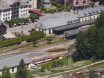 Bahngelände Chamonix-Mont-Blanc, Blick aus der Seilbahn zum Aiguille Du Midi (3.842m); 11.06.2014
