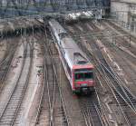 Der Triebwagenzug 20831 der RER trifft in Paris Est ein.