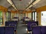 Innenansicht eines unmodernisierten Triebzugs der RATP-Reihe M15.000 (Typ MS61).
Die RATP (Pariser Verkehrsbetriebe) haben die Reihe von 1967-1980 in Dienst gestellt.
22.04.09