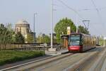 Ein unbekannter STE4 der Translohr Clermond-Ferrand am 05.04.2017 an der Haltestelle Les Carmes