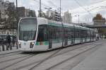 Alstom Citadis 402 der RATP auf Linie 3b aufgenommen 13.11.2015 am Haltestelle Porte de Vincennes