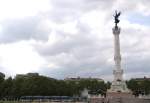 Eine Tram der Linie C vor dem Monument aux Girondins. (8.8.09)