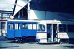RATVM Tram de Marseille__Dep�t St.Pierre: Museums-Tw 1265 und PCC-Typ 2011 in der Wagenhalle St. Pierre.__03-1975