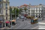 Ein Citadis 302 der Linie 2 der Tramway de Montpellier überquert am 6.