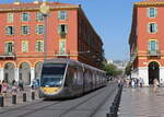 Nice / Nizza Lignes d'Azur Ligne de tramway / SL T1 (Alstom Citadis-402 16) Place Masséna am 24. September 2021.