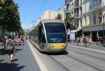 Nice / Nizza Lignes d'Azur SL T1 (Alstom Citadis-402 19) Avenue Jean Médecin / Boulevard Victor Hugo am 25. Juli 2015.