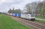 TRAXX Akiem 186 186-3 mit Containerzug aufgenommen 05.04.2017 am Leemputtelaarbaan Deurne