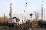 Eine DE 18 verlässt den Güterbahnhof Nievenheim, den sie zwecks Überholung durch den Nahverkehr aufsuchen musste.