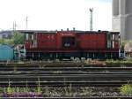 Werksdiesellok 1003 des Stahlwerks Arcelor-Mittal in Florange-Ebange.
Florange-Ebange (deutsch Flrchingen-Ebingen), nahe bei Thionville (Diedenhofen) an der Mndung der Fensch in die Mosel gelegen, wurde in den 1950/60er Jahren zu einem Zentrum der lothringischen Schwerindustrie ausgebaut. Das Stahlwerk gehrt heute zu Arcelor-Mittal.
30.07.2007
