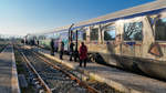 Bahnhof Strimon (Strymonas-Στρυμώνας) - Makedonien - Griechenland   Zug 600/360 aus Thessaloniki fährt 9:06 Uhr weiter nach Alexandroupolis.